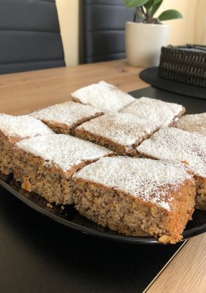 Cukkinis-fahéjas sütemény recept fotója