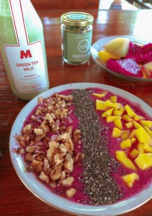 Foto resep Smoothies bowl (simple real food recipe)