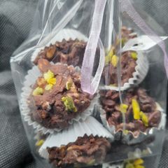 A picture of Easy healthy crunchy chocolat bites.