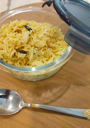 A picture of Raw mango rice.