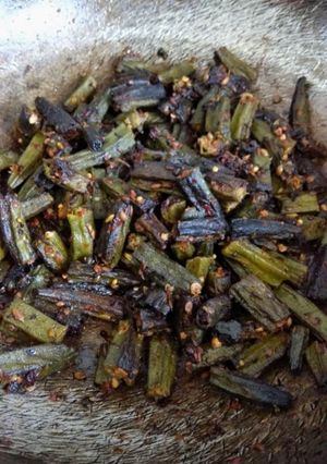 मसाला भिंडी (Masala Bhindi recipe in Hindi) रेसिपी मुख्य फोटो