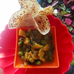 A picture of Mushroom matar.