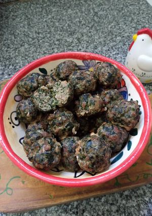 Una foto de Albondiguitas de carne y espinaca