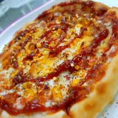Sweet corn pizza A picture of Sweet corn pizza.