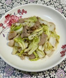 cải thảo xào thịt