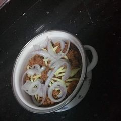 A picture of Dum keema.