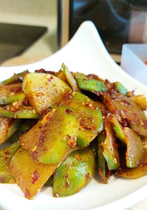 Foto resep Tumis lobak hijau pedas