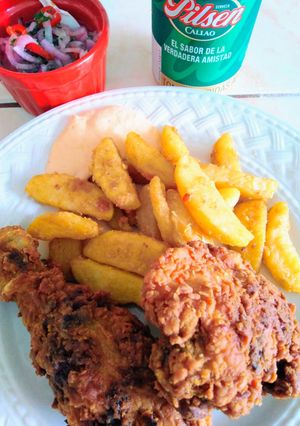 Una foto de Pollo broaster casero