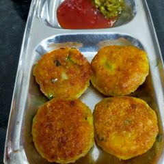 A picture of Potato Cutlet.
