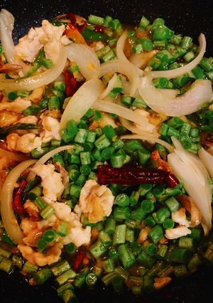 รูปของ ถั่วฝักยาวผัดพริก🌶style by barbie👩🏼‍🍳
