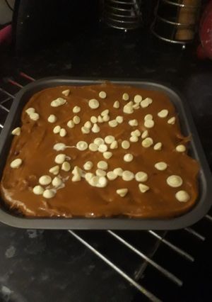 A picture of The Fudge Choc chip Flapjack.