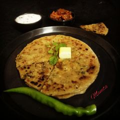 A picture of Cabbage parantha.