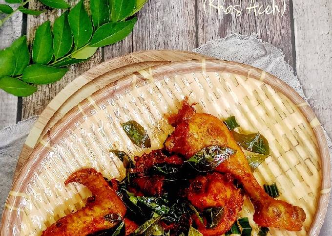 Resep Ayam Tangkap Khas Aceh Oleh Via Vie Dapur Bunda Cookpad