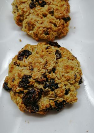 Una foto de Galletones de avena pasas y chocolate