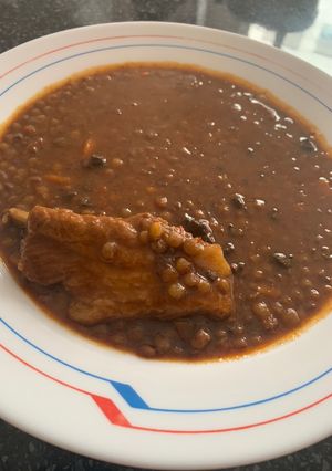 Una foto de Lentejas con costillas, chorizo y morcilla