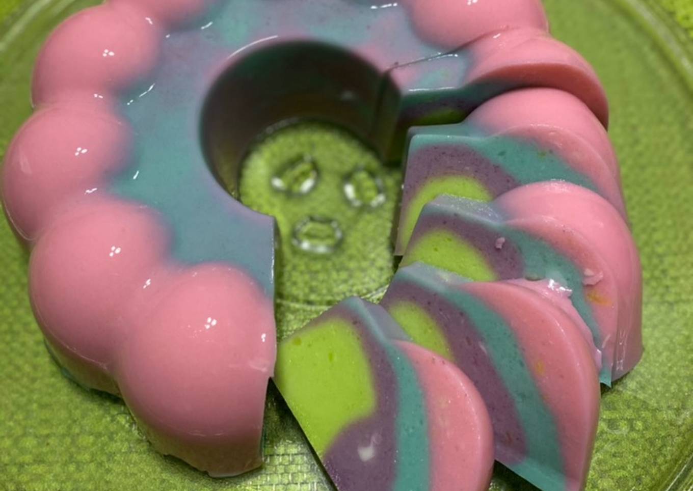 Rainbow bread puding