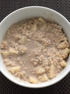 Körtés-fahéjas zabkása recept fotója