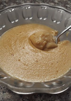 Una foto de Crema light de semolín y dulce de leche