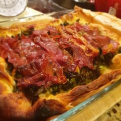 A picture of Broccoli, Gruyere & Parma ham quiche.