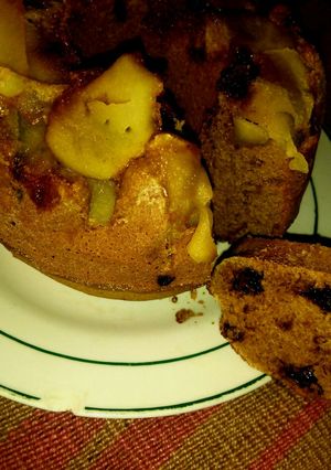 Una foto de Bizcochuelito integral con manzana