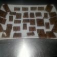 Bombones con transfer rellenos de frutos rojos con vodka