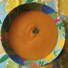 Foto principal de Crema de nabo, manzana y calabaza dieta