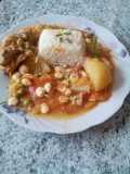 Estofado de pollo con tarwi o chocho