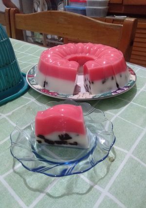 Foto resep Puding Strawberry Oreo edisi Kemerdekaan 🇮🇩