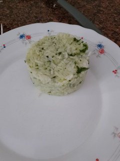 Una foto de Arroz con perejil