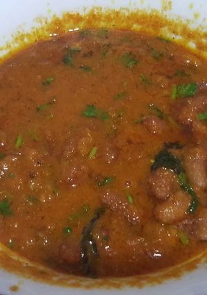 A picture of RAJMA(red kidney beans curry).