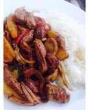 Lomo saltado peruano