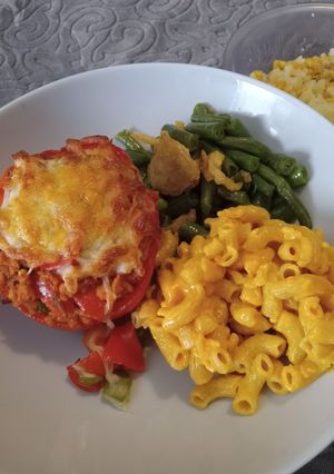 A picture of Thanksgiving Stuffed Peppers.