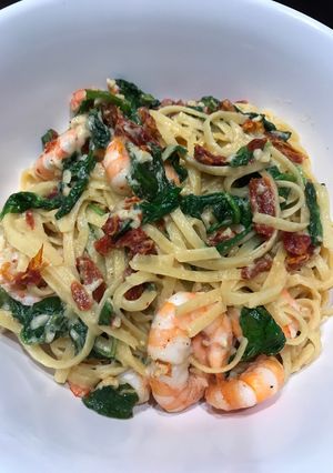 A picture of Shrimp Linguine.