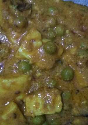 मटर पनीर (Matar paneer recipe in hindi) रेसिपी मुख्य फोटो