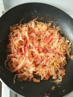 A picture of Fried cabbage.