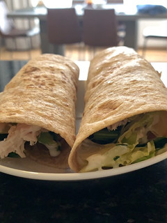 Una foto de Flautas de pollo a la brasa en horno microondas