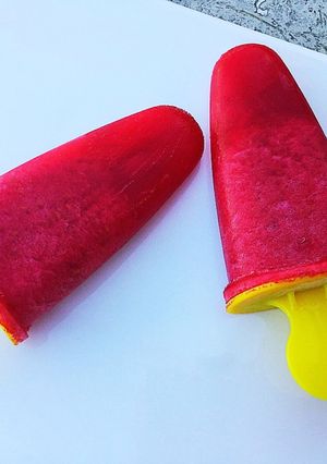 Szupergyors málnás-mentás jégkrém (vegán) recept fotója