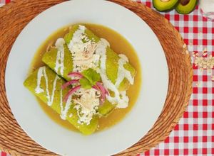 Una foto de Enchiladas verdes mexicanas