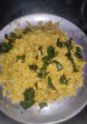 मसाला पोहा (Masala poha recipe in hindi) रेसिपी मुख्य फोटो
