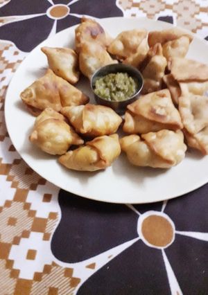 समोसे रेसिपी मुख्य फोटो