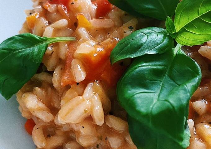 Risotto with tomatoes, carrots and oranges 🍊