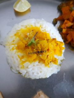 मराठमोळ _ साध वरण-भात (Sadh Varan Bhat Recipe In Marathi) रेसिपी चे मुख्य फोटो