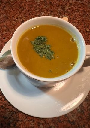 Una foto de Sopa de calabaza en sopera