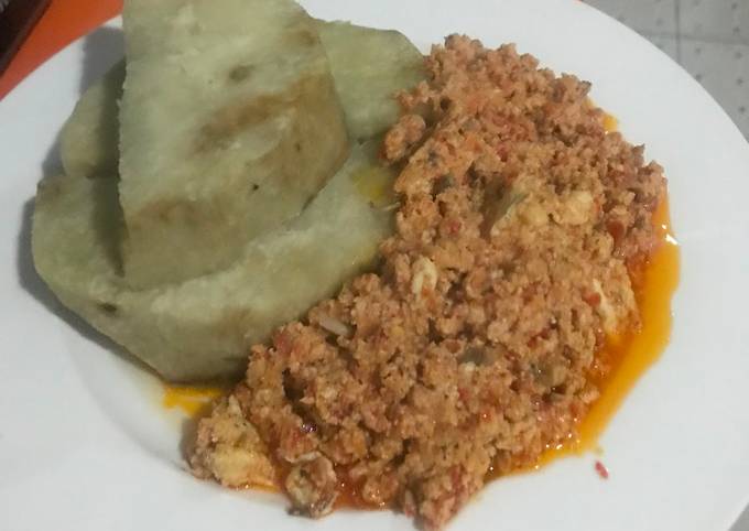 Recipe of Super Quick Homemade Boiled Yam and Egg Sauce