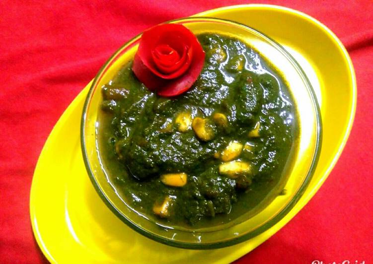 Recipe of Any-night-of-the-week Palak corn gravy