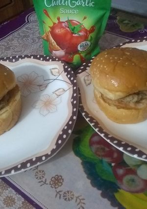 A picture of Beef patty buger.