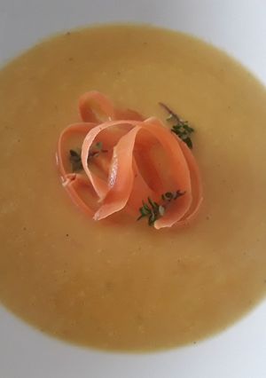 A picture of Sig's Fennel and Carrot Soup.