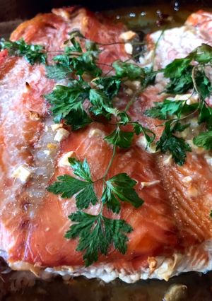 Una foto de Salmón al horno