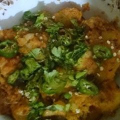 Jhat pat alu chaat A picture of Jhat pat alu chaat.