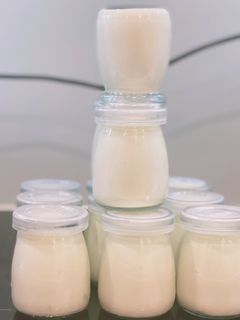 Hình của món Sữa Chua PhoMai Úp Ngược.